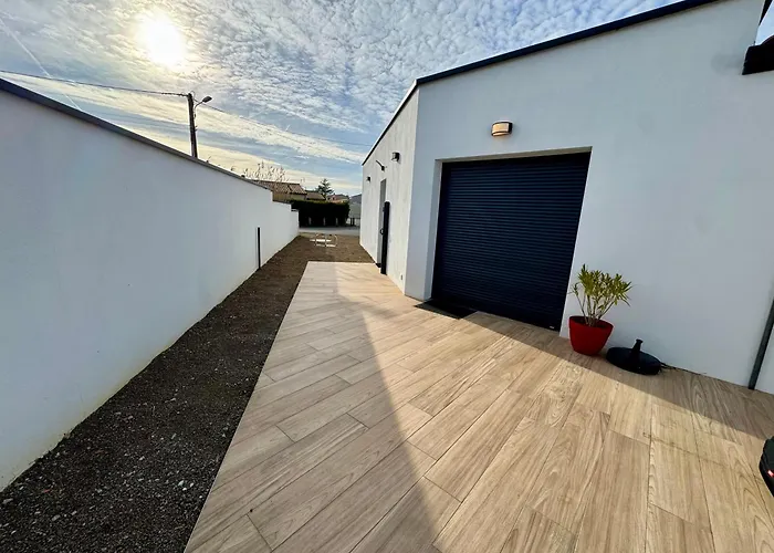 House Neuve 4 People - Close to La Mer - EXT *